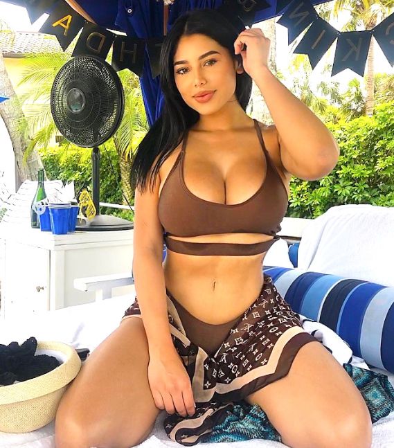 caliente mujer venezolana